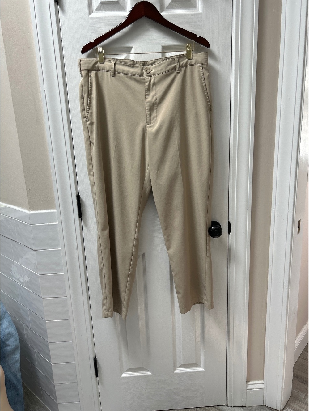 IZOD Golf Slim Fit Khaki Pants Size 36x29